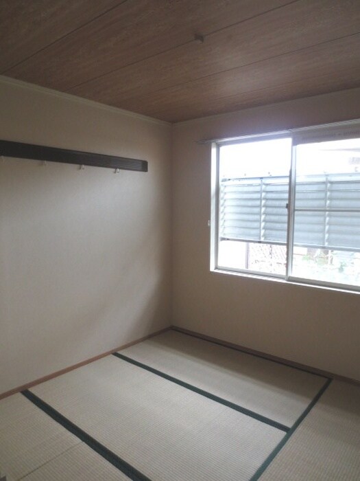 物件内観写真9　(居室)