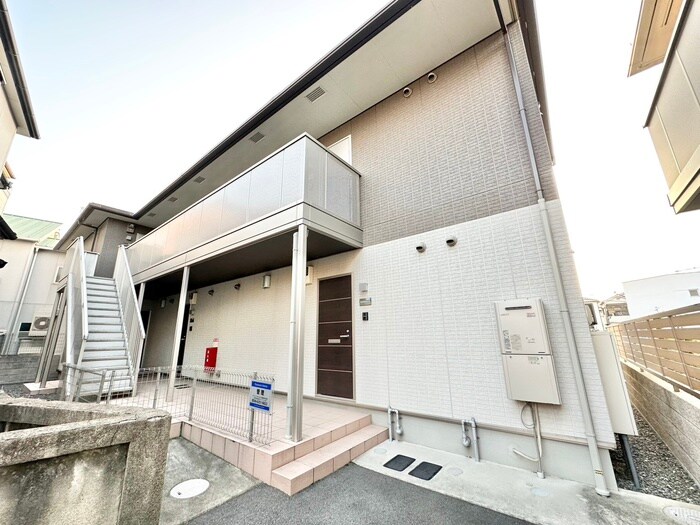 物件外観写真2　(外観写真)