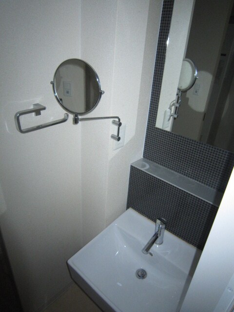 物件内観写真11　(洗面)