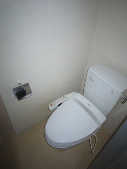 物件内観写真12　(トイレ)