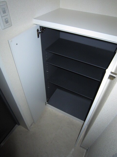 物件内観写真14　(靴箱)