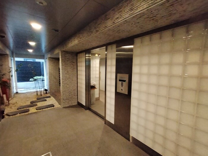 物件外観写真2　(建物設備)