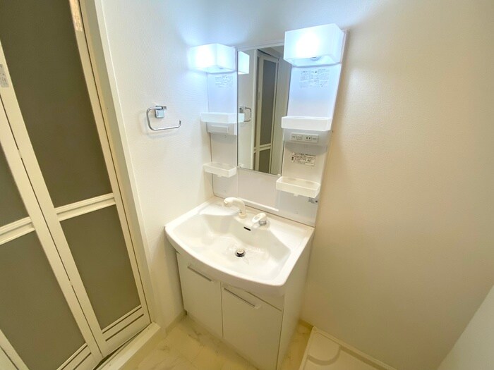 物件内観写真11　(洗面)