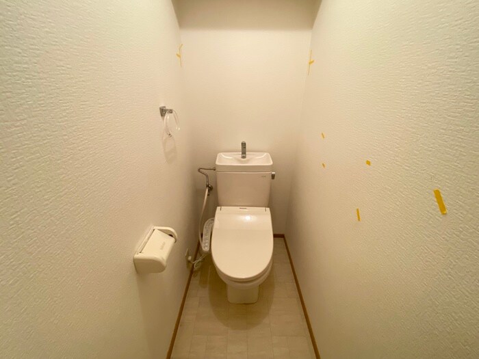 物件内観写真12　(トイレ)