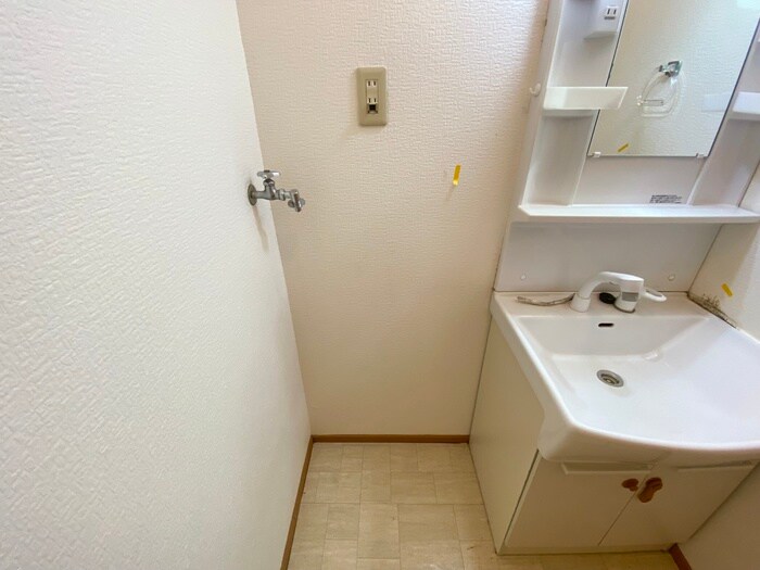 物件内観写真22　(洗濯機置場)