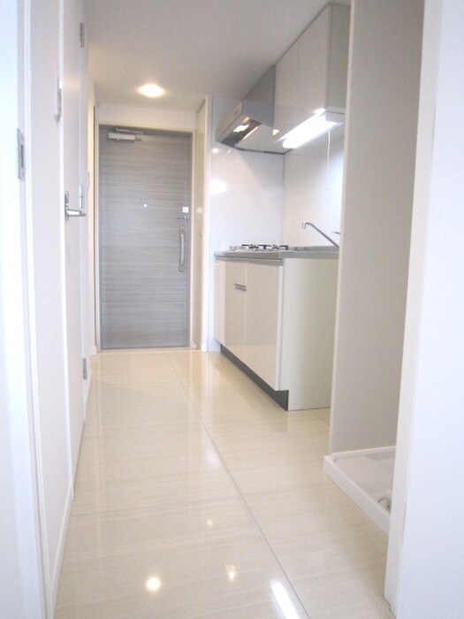 物件内観写真16　(廊下)