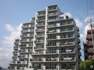 緑地東ﾛｲﾔﾙﾏﾝｼｮﾝ(903)外観写真