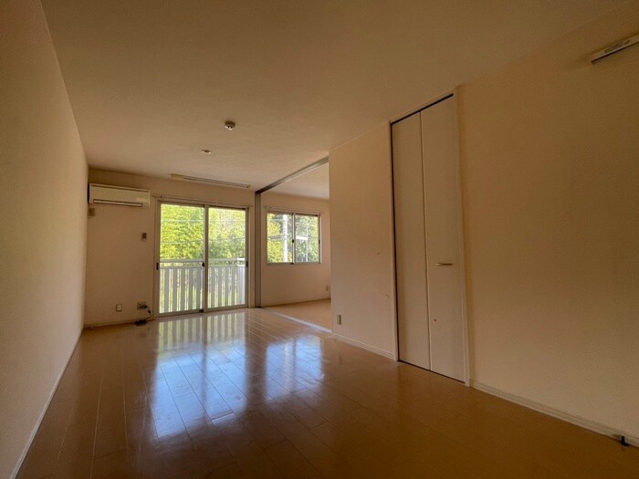 物件内観写真18　(居室)