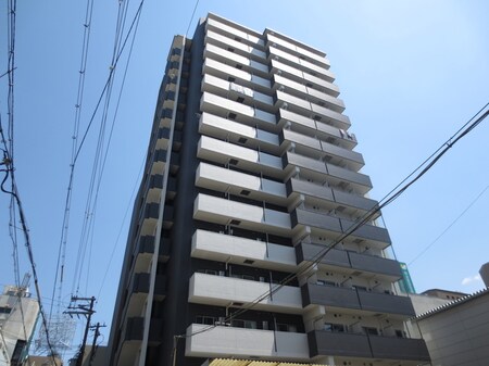 ﾚｼﾞｭｰﾙｱｯｼｭPUREMIUMTWIN-1(201)外観写真