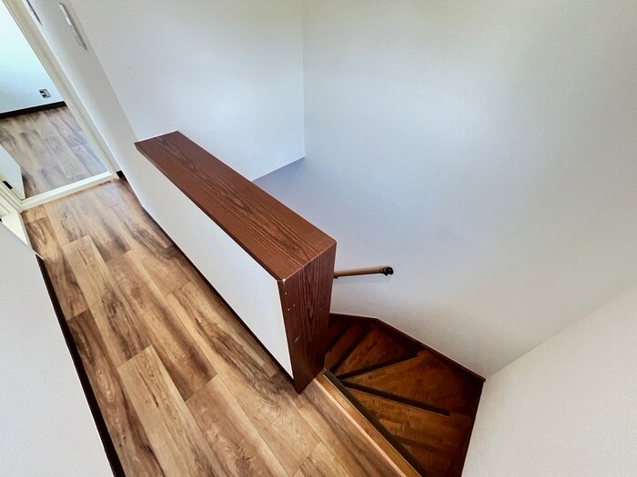 物件内観写真21　(廊下)