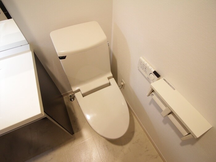 物件内観写真10　(トイレ)