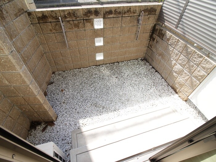 物件内観写真16　(ベランダ・バルコニー)