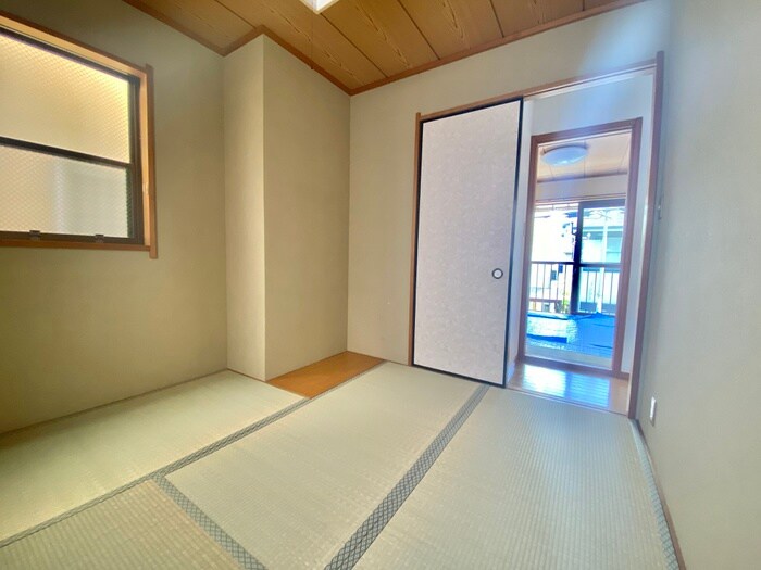 物件内観写真8　(居室)