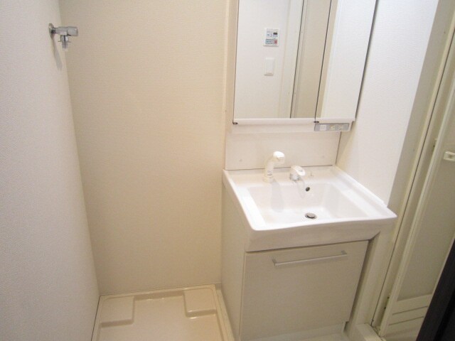物件内観写真6　(洗面)