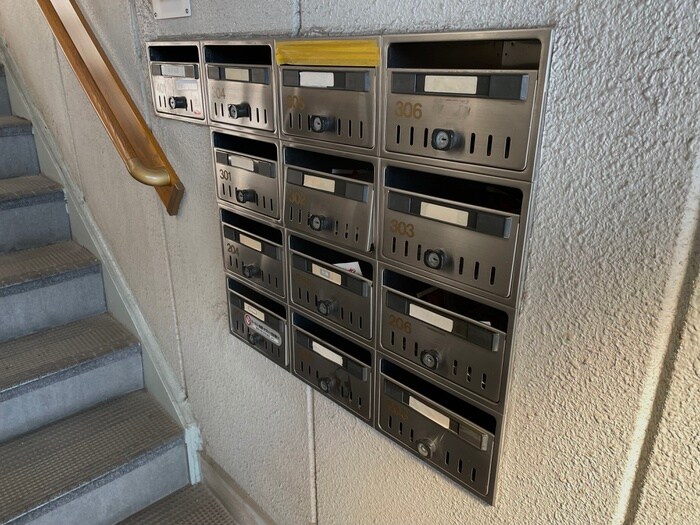 物件外観写真4　(建物設備)