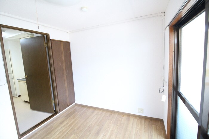 物件内観写真17　(居室)