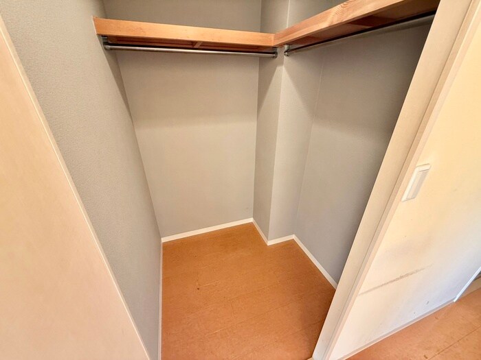 物件内観写真13　(収納)