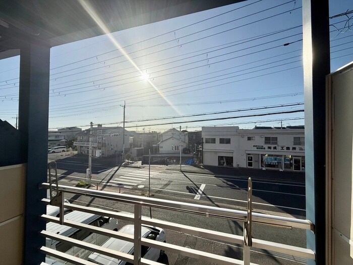 物件内観写真16　(室内からの展望)