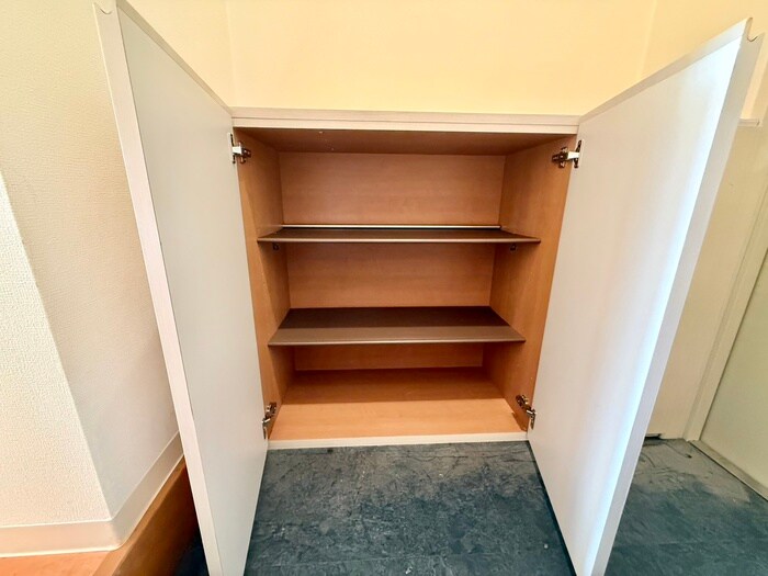 物件内観写真17　(靴箱)