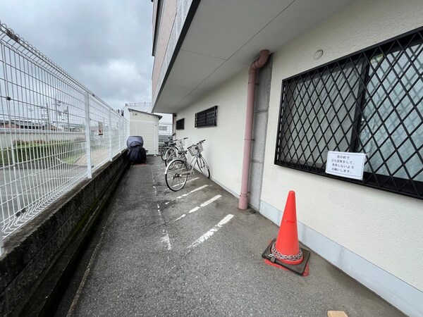 駐輪場