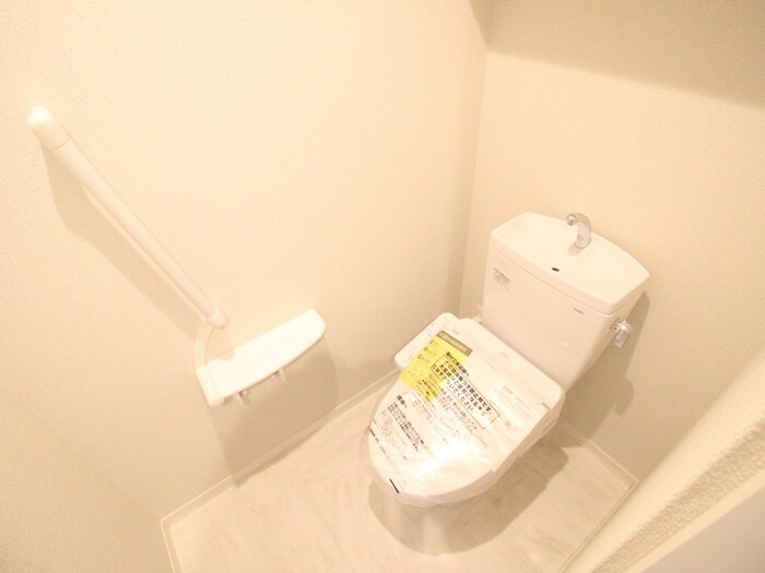 物件内観写真12　(トイレ)