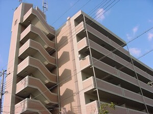 西宮ﾌｧｰｽﾄｺｰﾎﾟﾗｽ外観写真