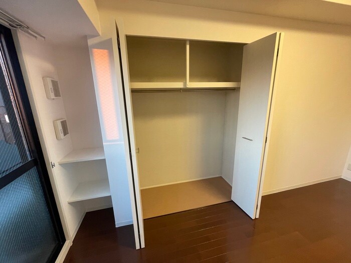 物件内観写真8　(収納)