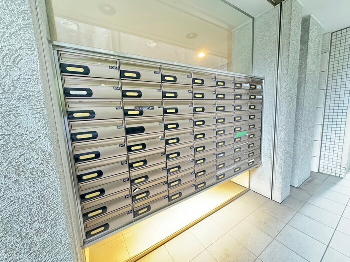 物件外観写真4　(建物設備)