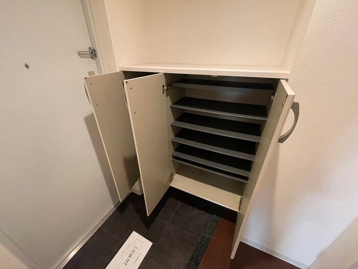 物件内観写真19　(靴箱)