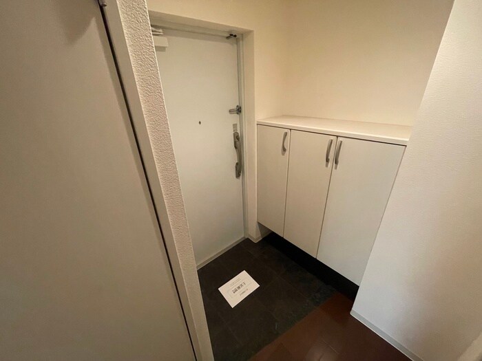 物件内観写真20　(玄関)