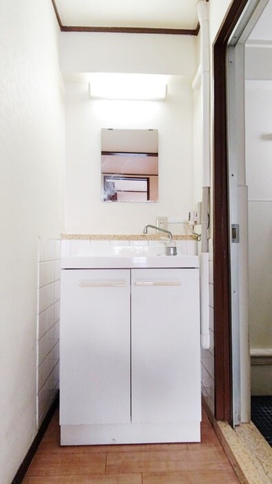 物件内観写真7　(洗面)