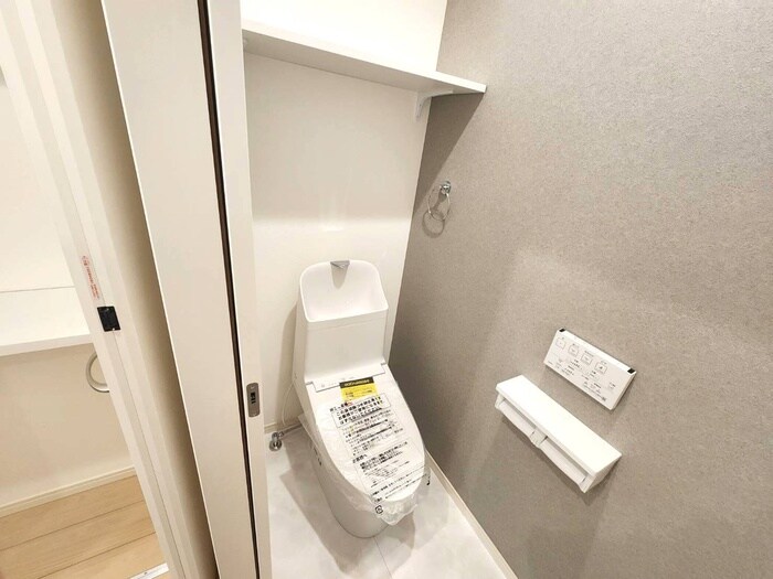 物件内観写真11　(トイレ)