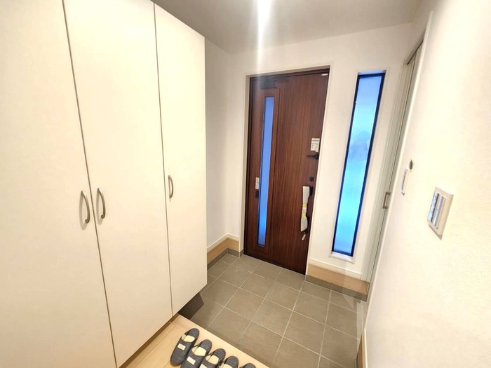 物件内観写真22　(玄関)