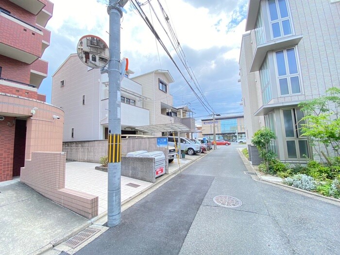 物件外観写真6　(周辺環境)