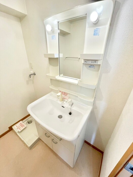 物件内観写真11　(洗面)