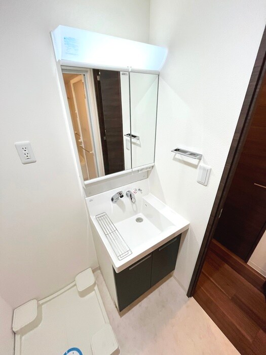 物件内観写真11　(洗面)