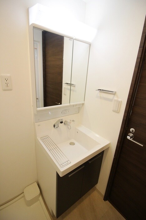 物件内観写真12　(洗面)