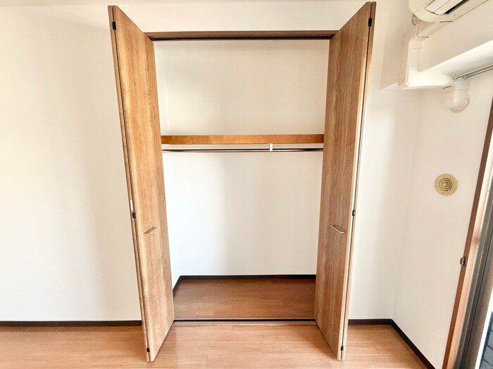 物件内観写真16　(収納)