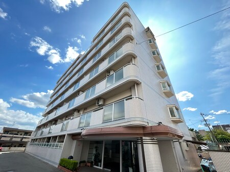 コンソナンス西紀外観写真