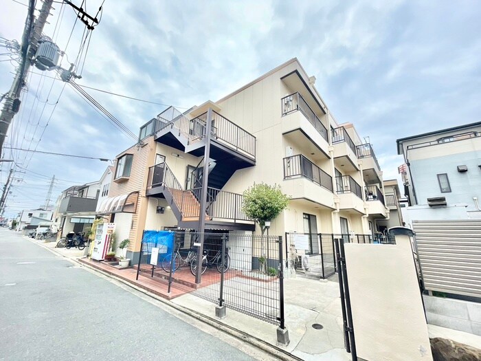 物件外観写真2　(周辺環境)