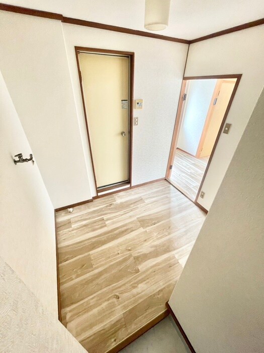 物件内観写真8　(居室)