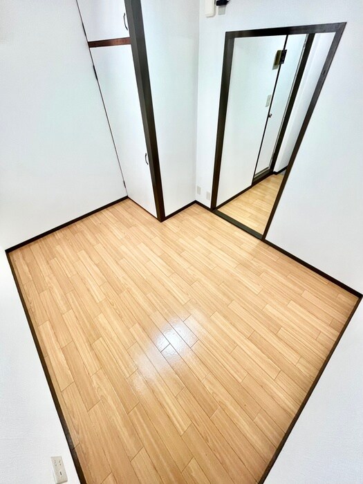 物件内観写真10　(居室)