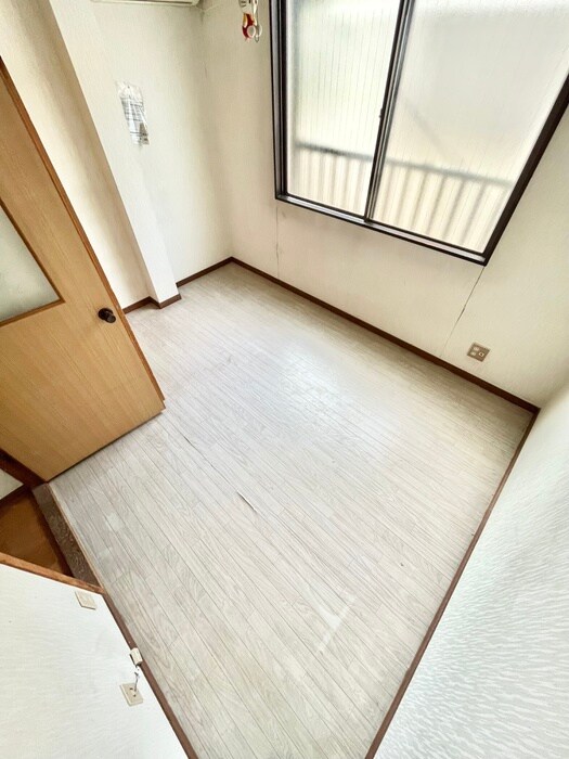 物件内観写真13　(居室)