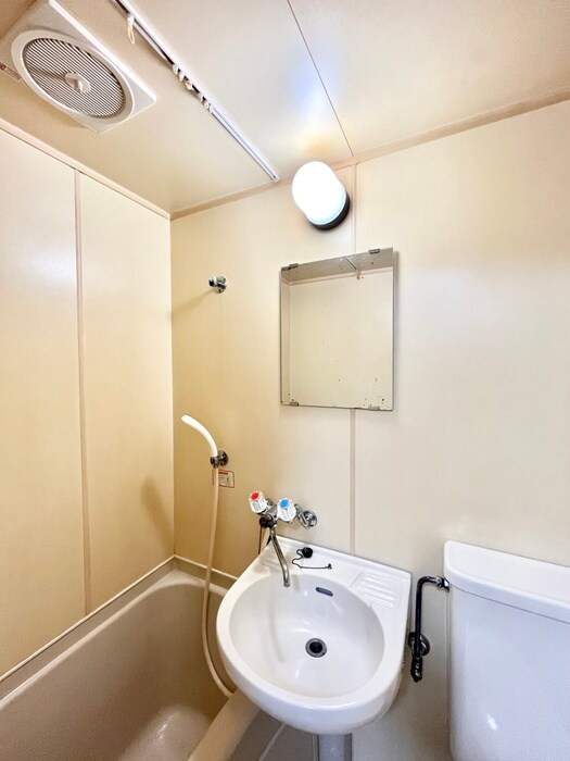 物件内観写真16　(洗面)