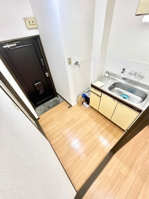 物件内観写真17　(廊下)