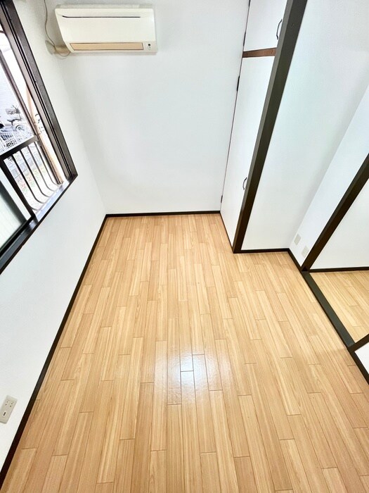 物件内観写真18　(居室)