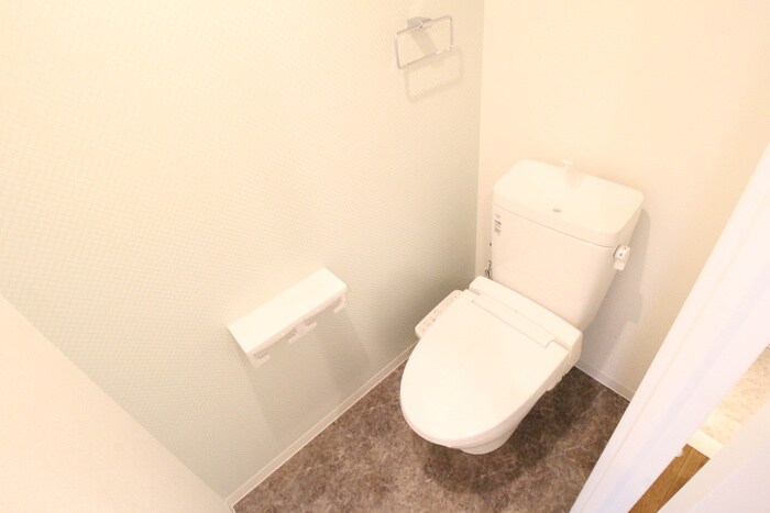 物件内観写真9　(トイレ)