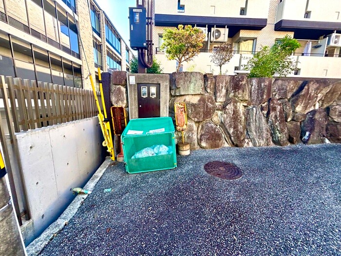 物件外観写真3　(建物設備)