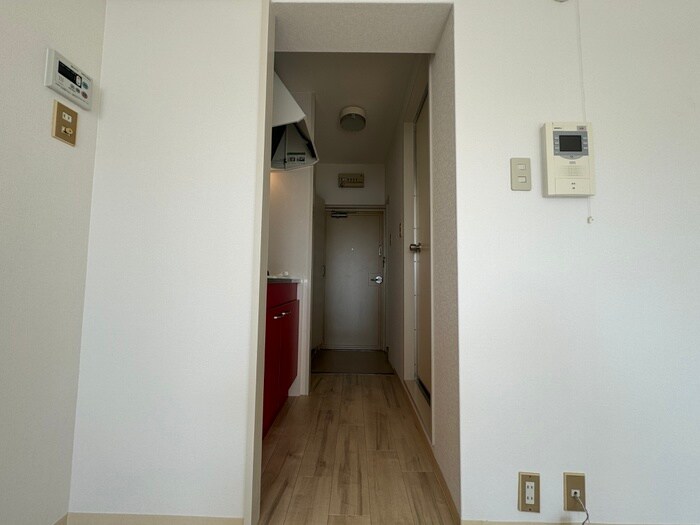 物件内観写真18　(廊下)