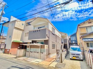 グランシャリオレアル外観写真